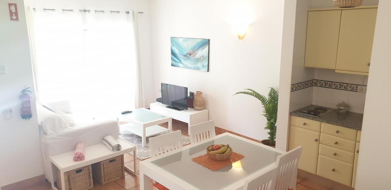 Apartment Vila Mós in Porto Mós Beach Lagos Exterior foto